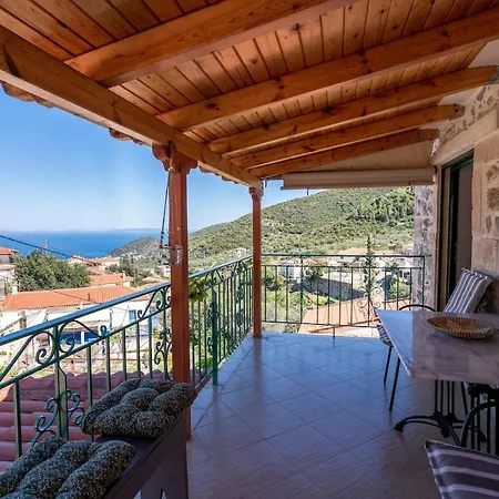 Сasa de vacaciones Kamara House Tirós