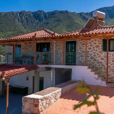 Kamara House Сasa de vacaciones Tirós