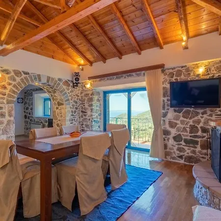 Сasa de vacaciones Kamara House