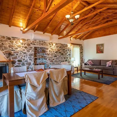 Сasa de vacaciones Kamara House Tirós